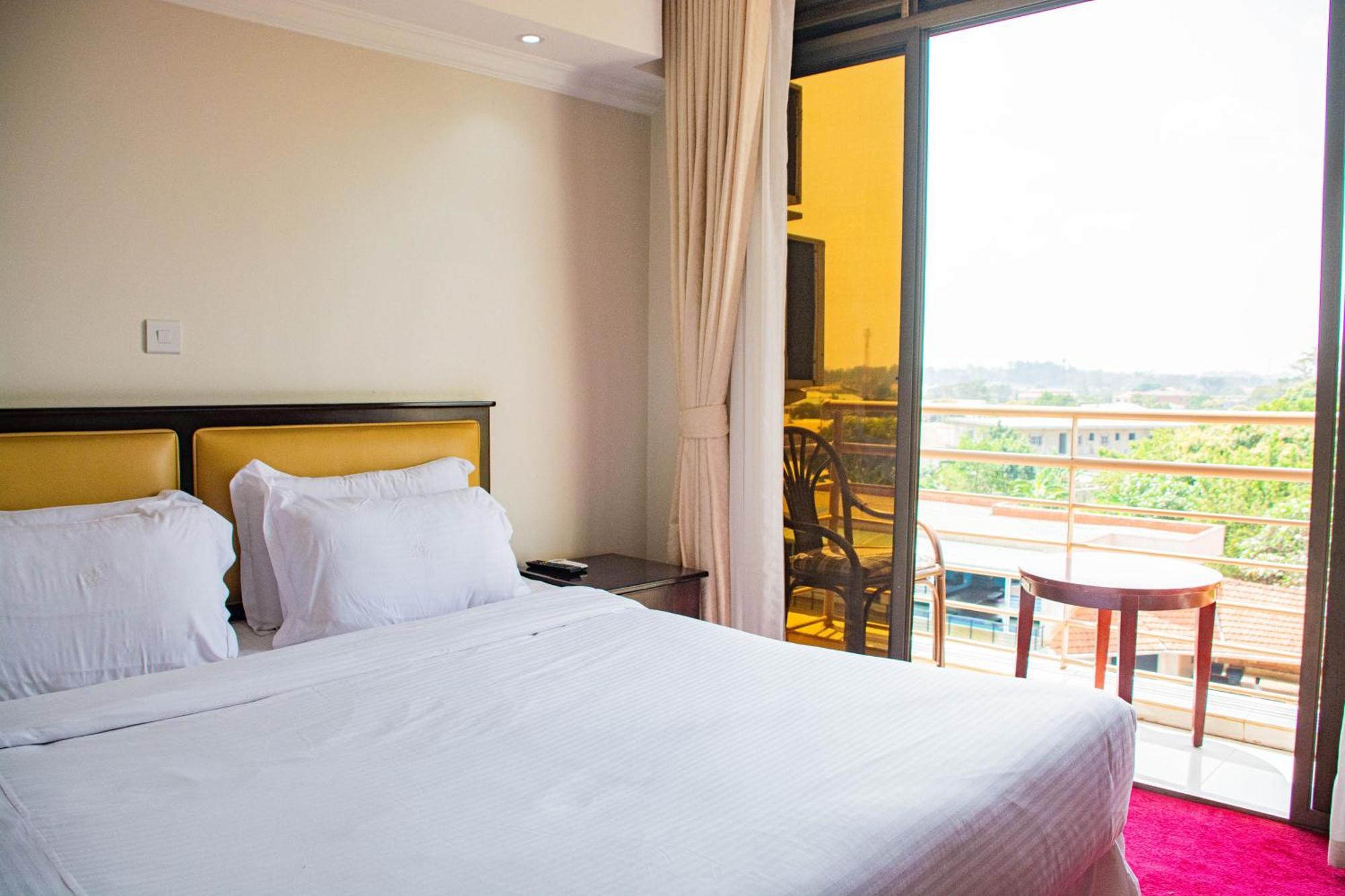 Bomah Hotel Limited Гулу Экстерьер фото