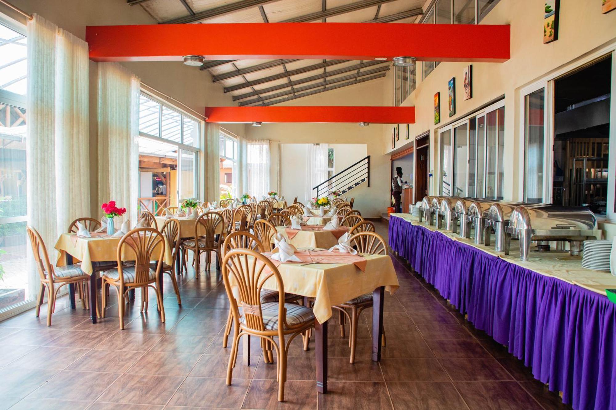 Bomah Hotel Limited Гулу Экстерьер фото